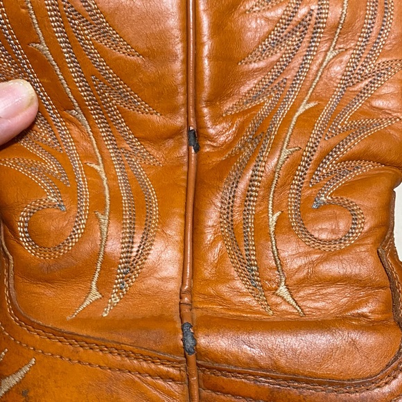 Ariat Woman’s Orange/Brown Western Distressed Square Toe Boots, Size 9. - Picture 8 of 16